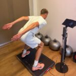 Trening inercyjny na urządzeniu Desmotec w Alpina Body Lab